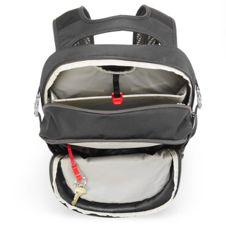 bontrager team rain bag Trek Segafredo Bontrager Rain Bag Bontrager Trek Segafredo Team Rain Bag  Laukku One Size Musta Tori