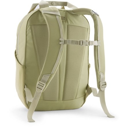 Patagonia Atom 20L Tote Pack 1