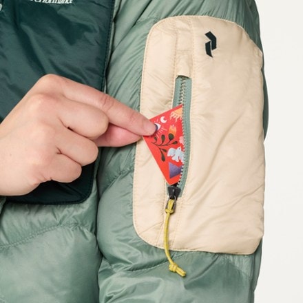 Peak Performance Helium Utility Down Hood Jacket - Women's 7