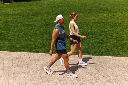 Location Image for Bondi 9 Road-Running Shoes - Men's