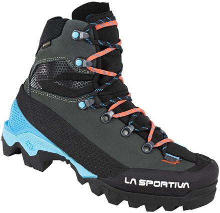 rei la sportiva womens hiking boots