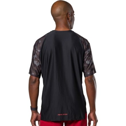 PEARL iZUMi Elevate Bike Jersey - Men's 2