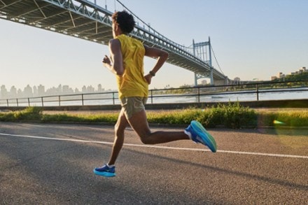 Location Image for Mach 6 Road-Running Shoes - Men's