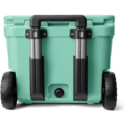 YETI Roadie 32 Wheeled Cooler 3