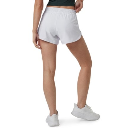 Vuori Clementine 2.0 Shorts - Women's 4" Inseam 2