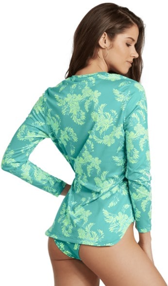 On Body Image of color Pool Blue Tropical