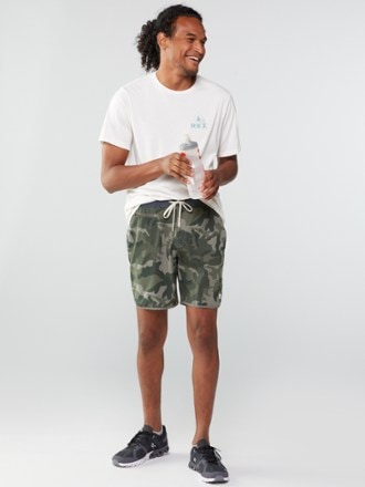 Vuori Banks Shorts - Men's 7.5" Inseam 4