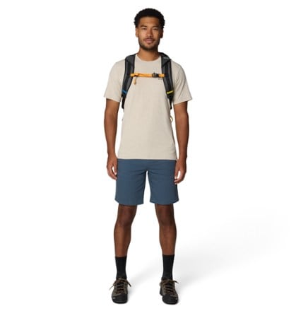 Mountain Hardwear Hardwear AP Shorts - Men's 7" Inseam 2