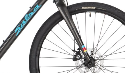 Salsa Journeyer Claris 650b Bike 5