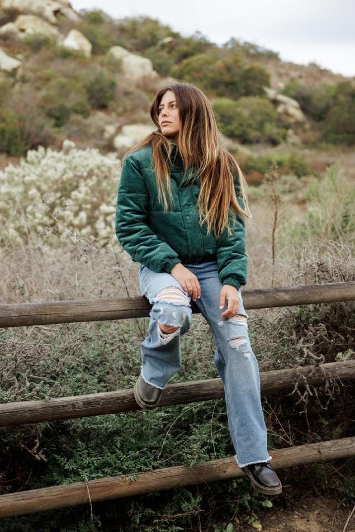 Location Image for Mara Cord Puff Jacket - Women's