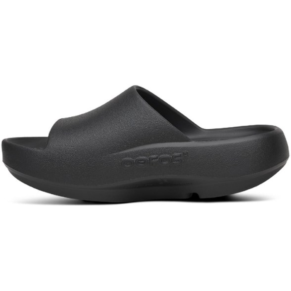 Detail Image of color Black