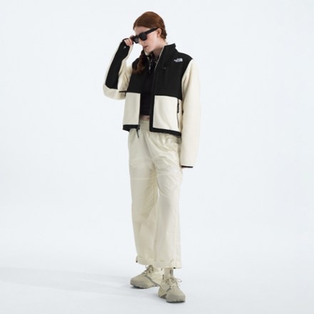 The North Face Retro Denali Jacket - Women's 3