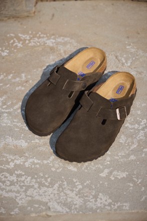 Location Image for Boston Soft Footbed Clogs - Women's
