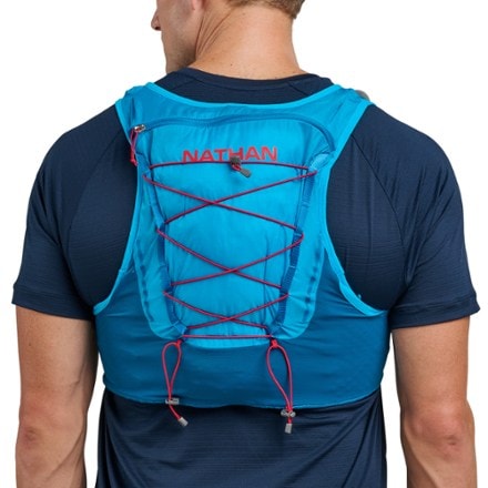 Nathan VaporAir 4.0 8L Hydration Vest 1