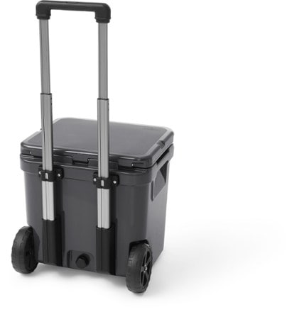 YETI Roadie 48 Wheeled Cooler Interior (Charcoal)