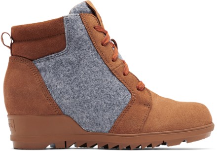 Sorel Evie Ankle Lace Boots - Women