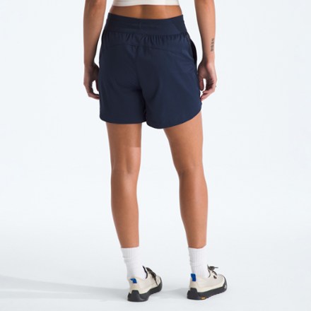 The North Face Aphrodite Arise 5" Shorts - Women's 1