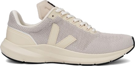 VEJA Marlin Shoes - Men