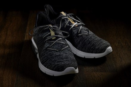 Sof Sole Reflective Oval Laces 2