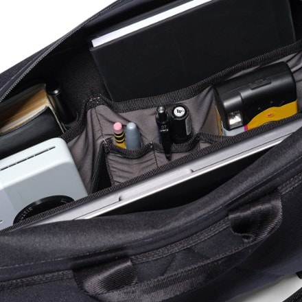 Chrome Kadet Max WP Sling Bag 3