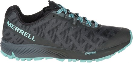 black trail running shoes womens