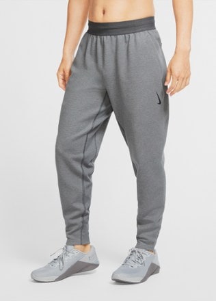 Nike Yoga Dri-fit 3/4 Pants (black) - Clearance Sale for Men