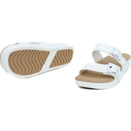Freewaters Cloud9 Bliss Sandals - Women's 4