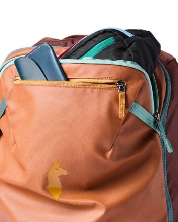 Cotopaxi Allpa 28 L Travel Pack 4