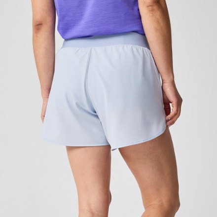 Brooks Chaser 5" Shorts 2.0 - Women's 1