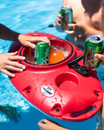 CreekKooler 30 Qt Floating Insulated Beverage Kayak Yellow Cooler & 8' Rope  