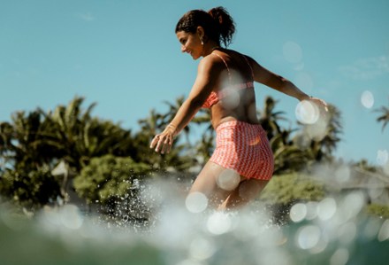 Location Image of color Wave Dusty Rose Print