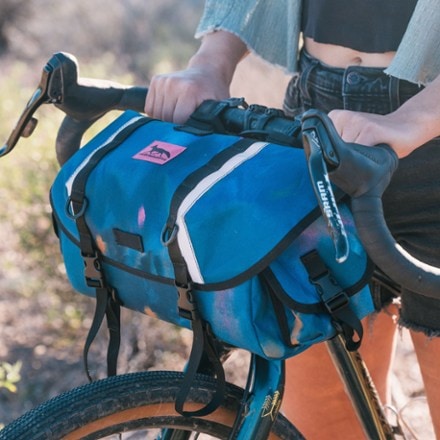 Swift Industries Zeitgeist Handlebar Pack 4