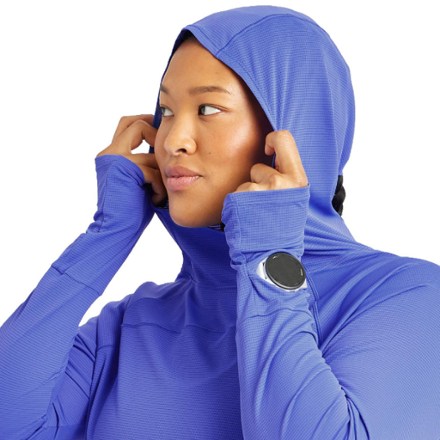 Oiselle Flyout Chill Hoodie - Women's 4