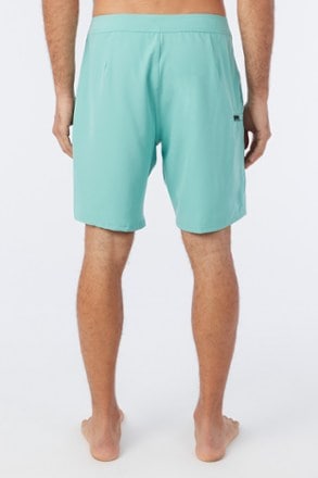 O'Neill Hyperfreak Heat Solid 19" Board Shorts - Men's 2