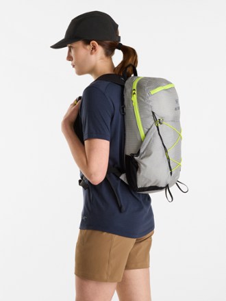 Arc'teryx Aerios 15 Pack - Women's 7