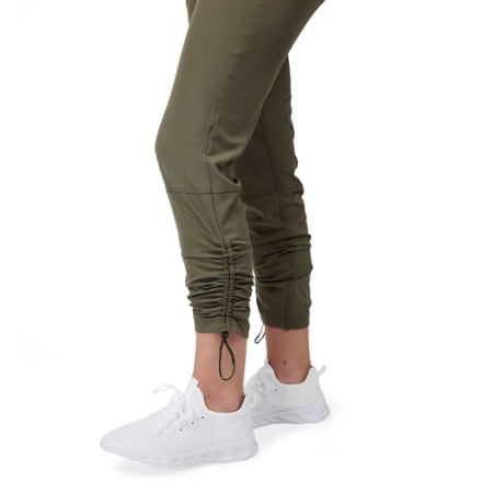Free Country Get Out There Ruch Up Pants - Women's 6