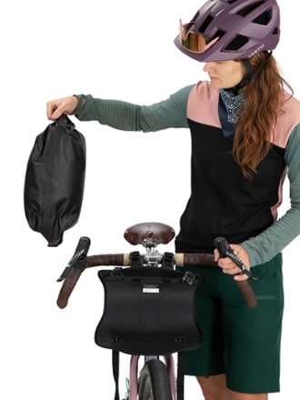 Osprey Escapist Handlebar Bag 8