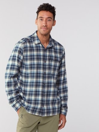Patagonia Long-Sleeve Cotton in Conversion Fjord Flannel Shirt - Men's 1