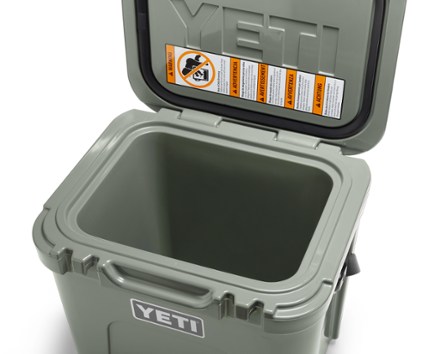 YETI Roadie 24 Cooler 4