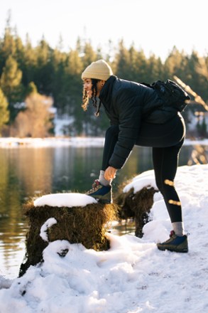 Location Image for Eve Light Weight Hiker Crew Socks - Women's