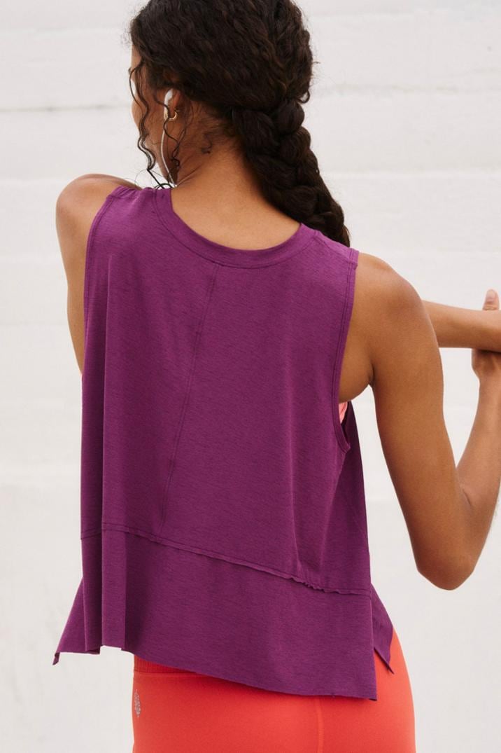 Location Image for Tempo Tank Top - Women's