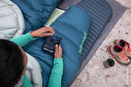 Therm-a-Rest Hyperion 20 Down Sleeping Bag 10
