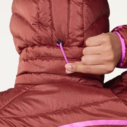 SENIQ Wildpuff Down Hoodie - Women's 7