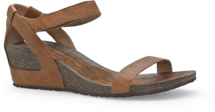 teva strappy leather wedge sandals