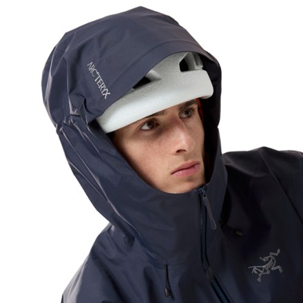 Arc'teryx Beta SL Jacket - Men's 9