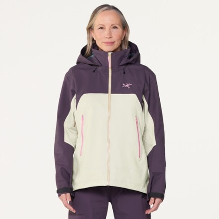 Arc'teryx Beta AR Jacket - Women's 1