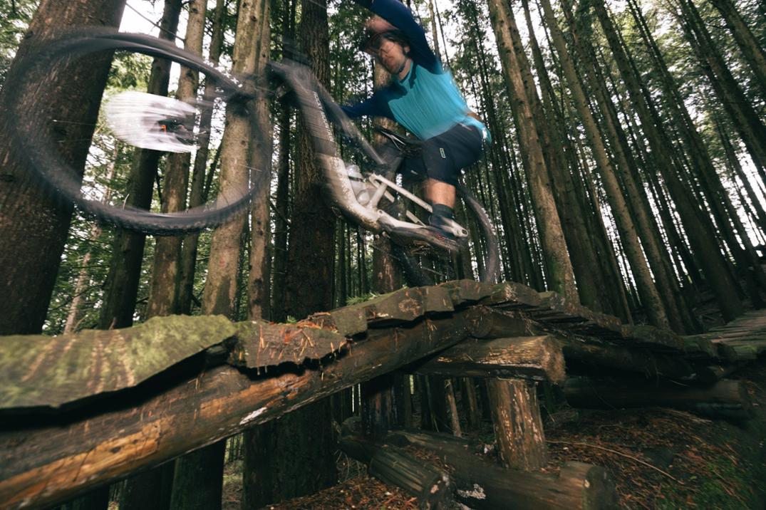 Location Image for Instinct Carbon 30 Mountain Bike