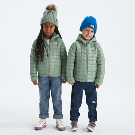 The North Face ThermoBall Hooded Insulated Jacket - Toddlers' 5