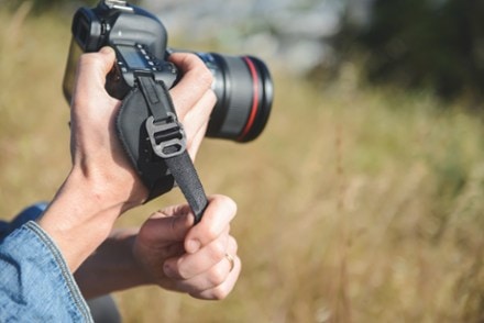 Peak Design Clutch 3.0 Camera Strap 4