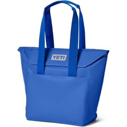 YETI Daytrip 20 L Insulated Tote Bag 1